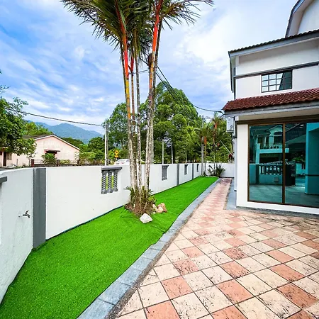 Tupai Mas Semi-D 4Br 2Mins To Lakegarden & Zoo-2